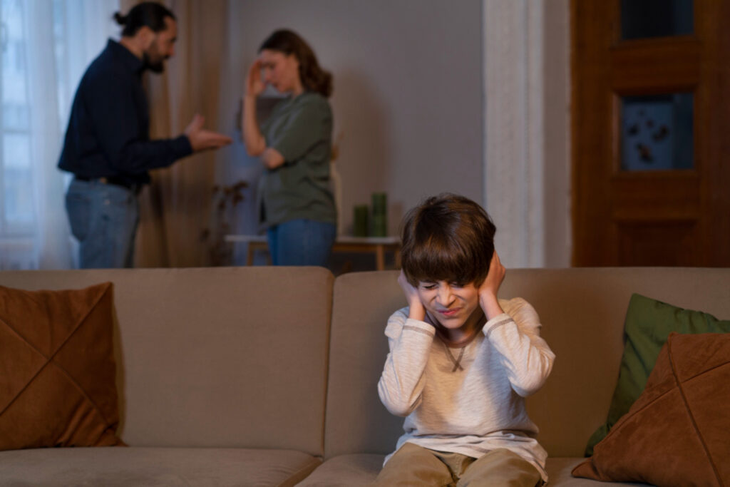 Sering Bertengkar Soal Anak, Begini Cara Cerdas Hindari Parental Burnout di Rumah