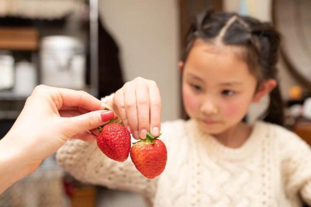 Generasi Strawberry Lagi Ramai Dibahas, Ini Ciri-Ciri dan Penyebab yang Jarang Disadari!
