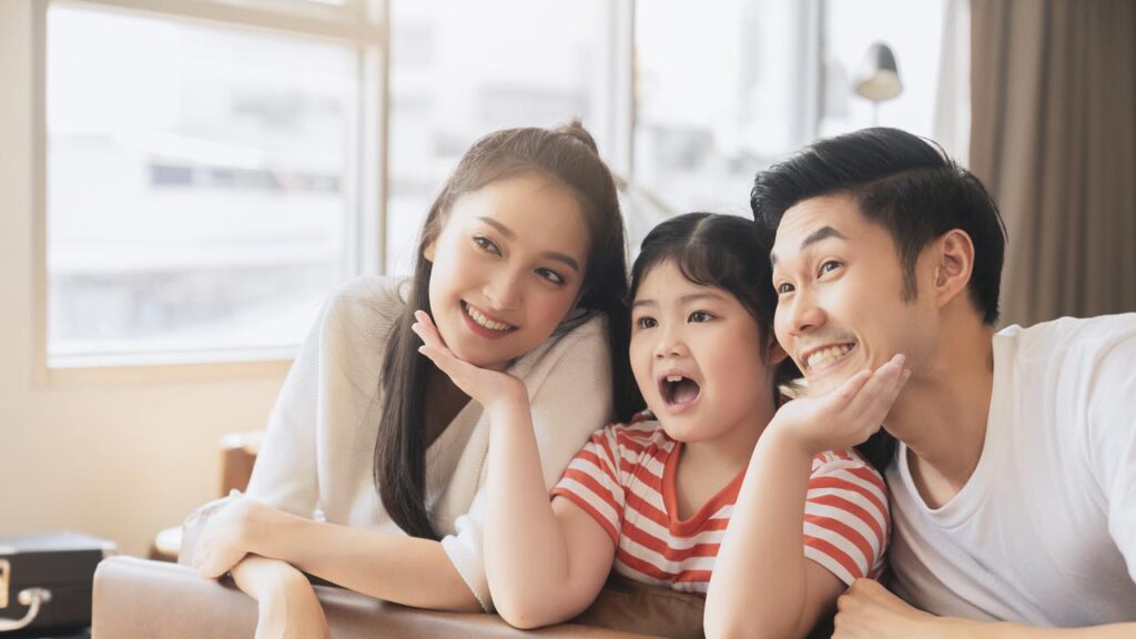 Ayah Ibu Wajib Tahu, Gentle Parenting Bukan Berarti Memanjakan Anak