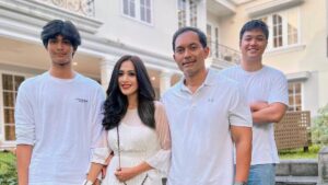 Tak Mau Ikut Campur! Diah Permatasari Beri Kebebasan Penuh ke Anak Pilih Pasangan