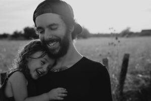 Jangan Salah! Metode Parenting Ini Ternyata Bikin Hubungan dengan Anak Makin Dekat